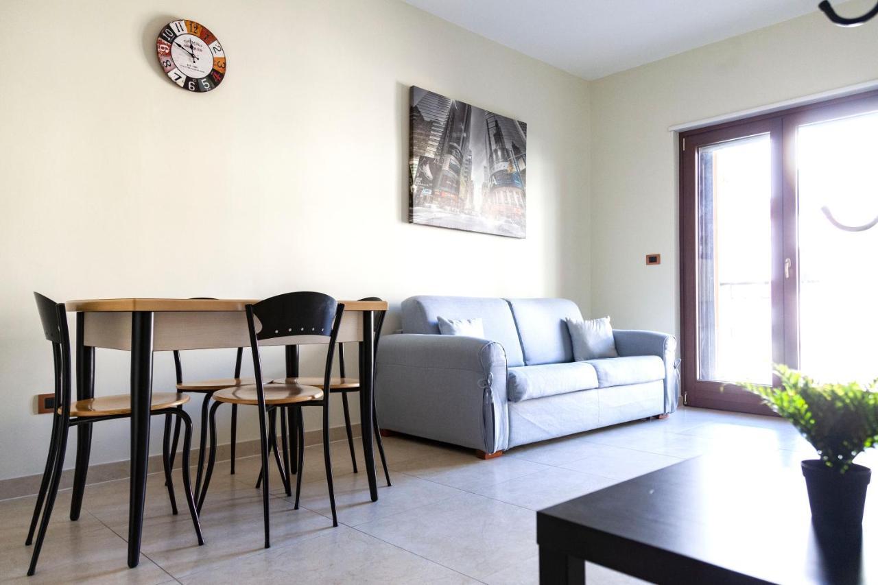 Calefati Holiday Apartment บารี ภายนอก รูปภาพ
