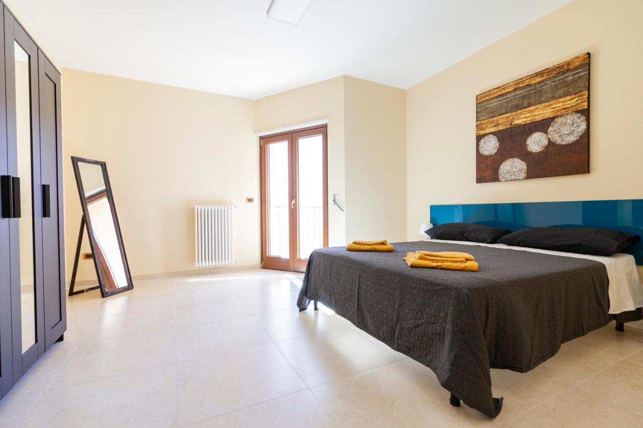 Calefati Holiday Apartment บารี ภายนอก รูปภาพ
